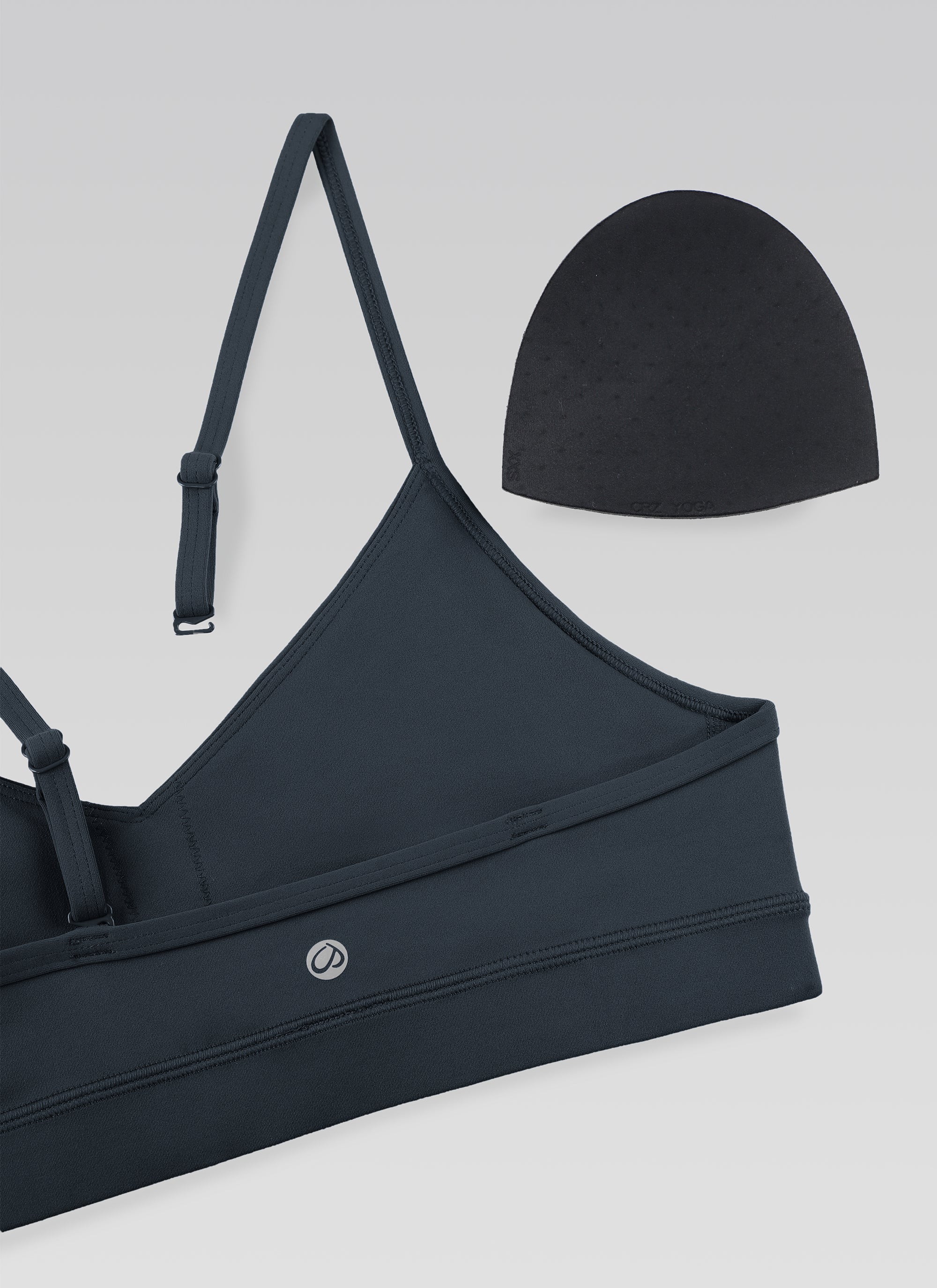 CRZ YOGAButterluxe レディース Vネックキャミソール ヨガ用パッド入りスポーツブラ トゥルーネイビー