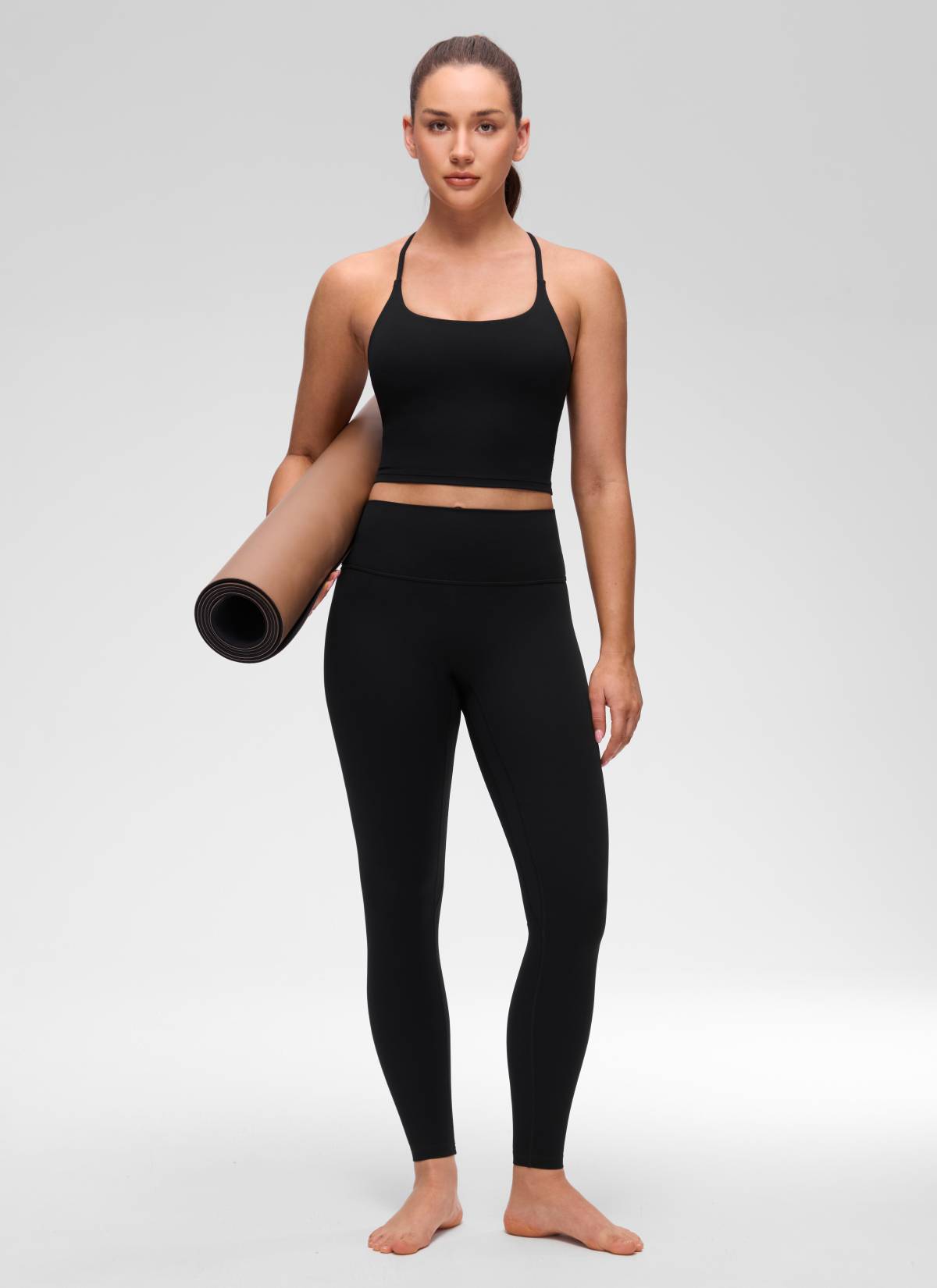 CRZ YOGA レディース Butterluxe Uネック ツイストクロスバック ブラパッド付きタンクトップ ブラック