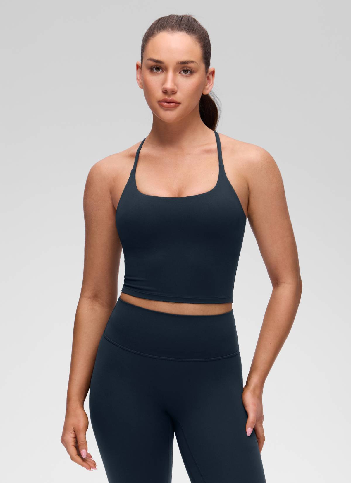 CRZ YOGA レディース Butterluxe Uネック ツイストクロスバック ブラパッド付きタンクトップ トゥルーネイビー