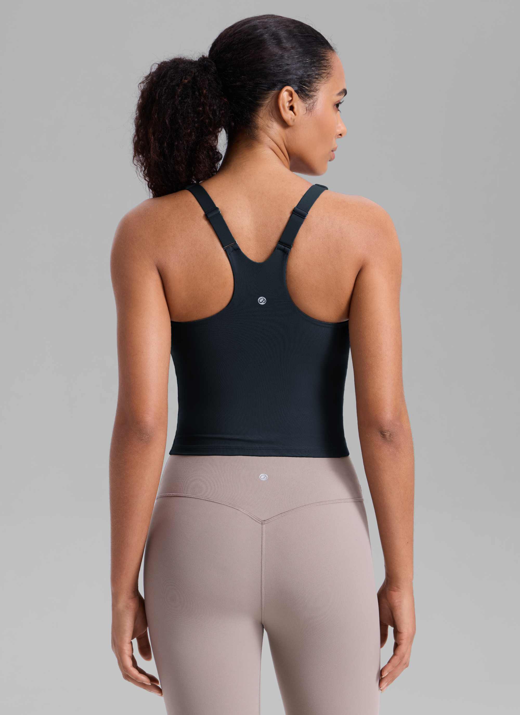 CRZ YOGA レディース「Butterlift 」ワークアウト用 Vネック・レーサーバック・ブラ付きタンクトップ トゥルーネイビー