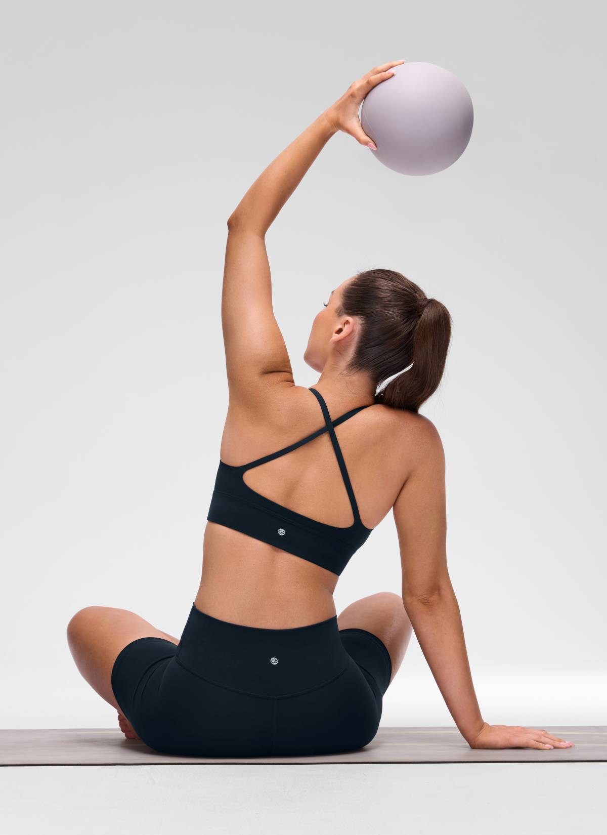 CRZ YOGA レディース Butterluxe ヨガ Vネック クロスバック ロングライン スポーツブラ トゥルーネイビー