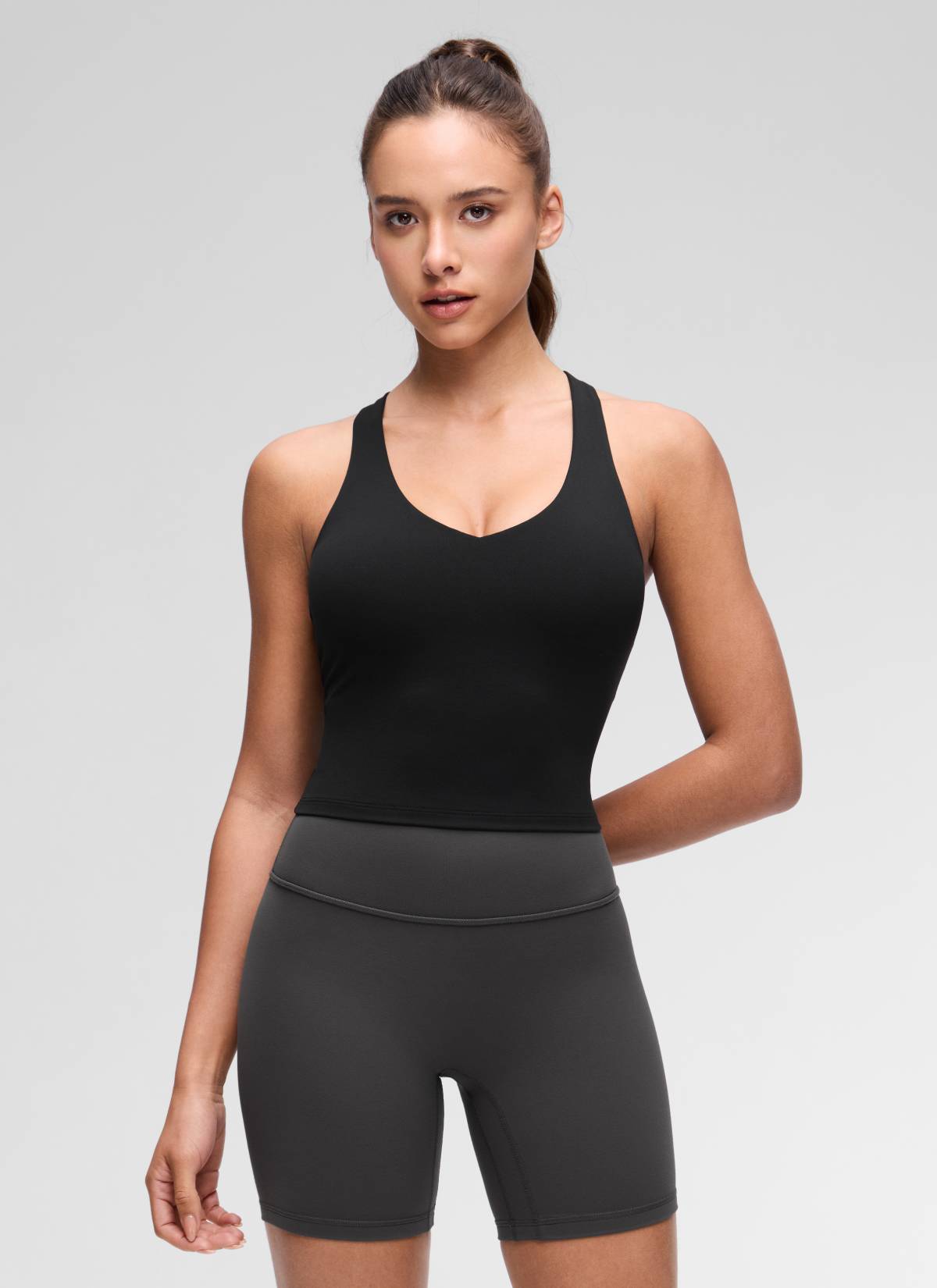 CRZ YOGA レディース Butterluxe ヨガ Vネック レーサーバック インナーブラ付きタンクトップ ブラック