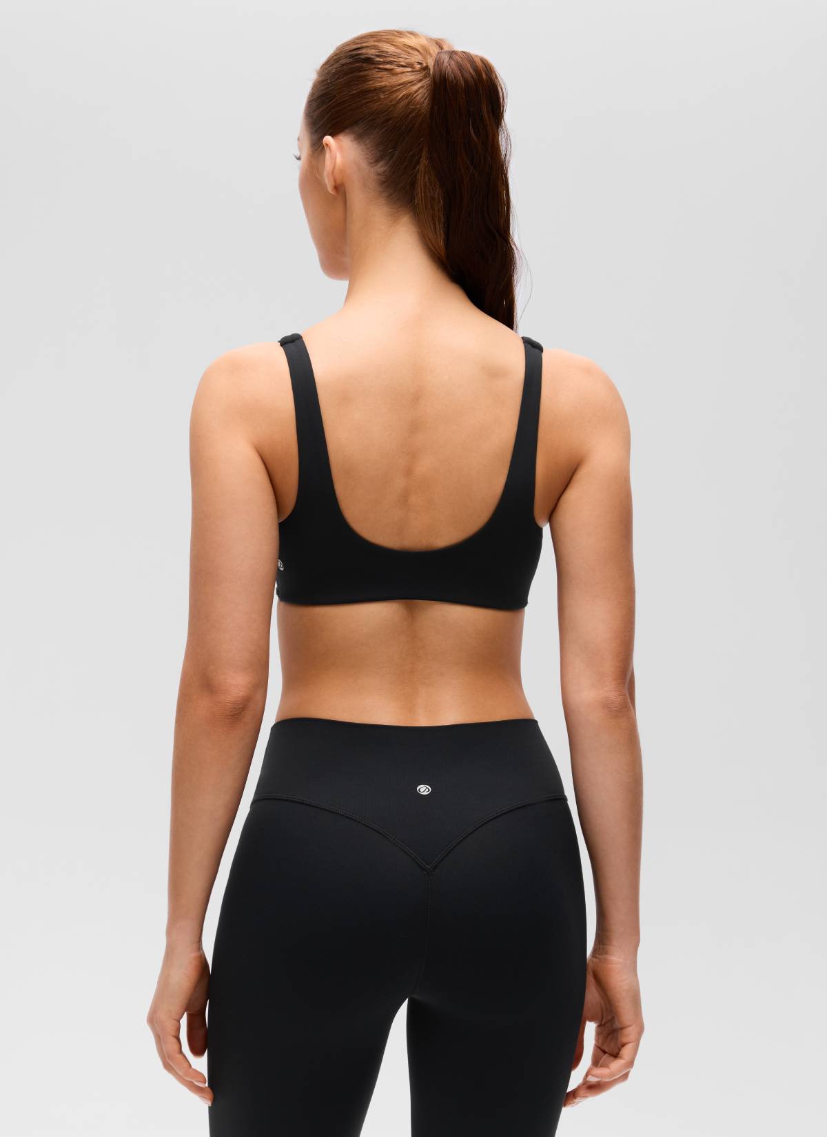 CRZ YOGA レディース Butterluxe ヨガ ツイスト Vネック Uバックスポーツブラ ブラック