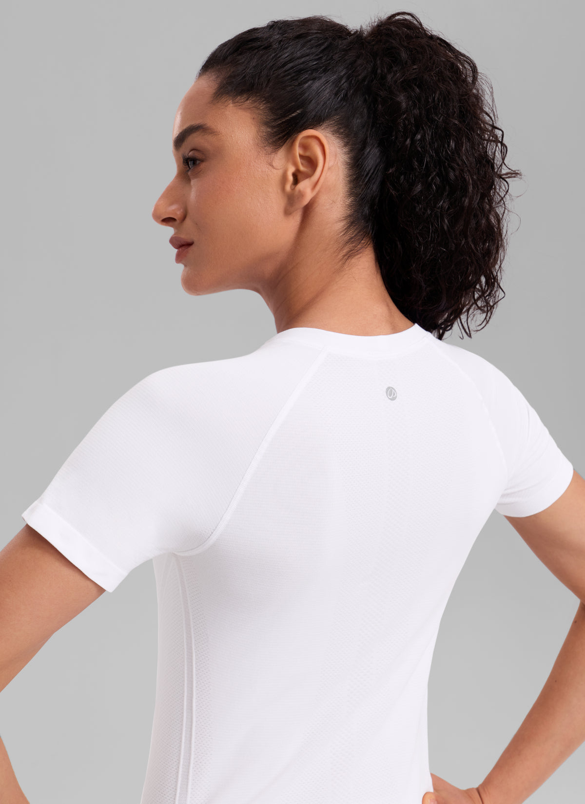 CRZ YOGA Women's Running Classic Fit Shirts Seamless Short Sleeves White