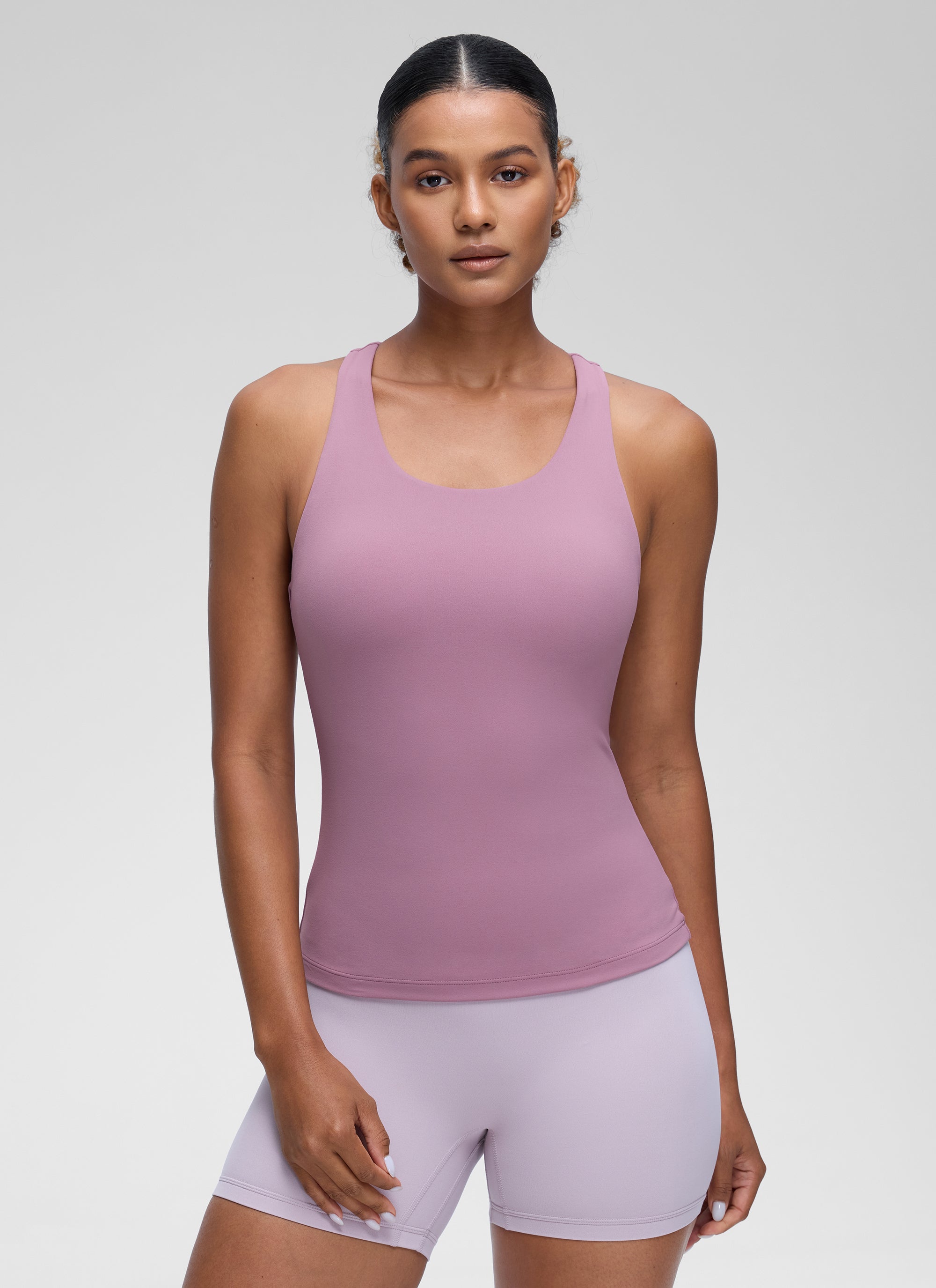 CRZ YOGA レディース ヨガ タイトフィット トップスButterluxe ブラ付きタンクトップ ライトラベンダー